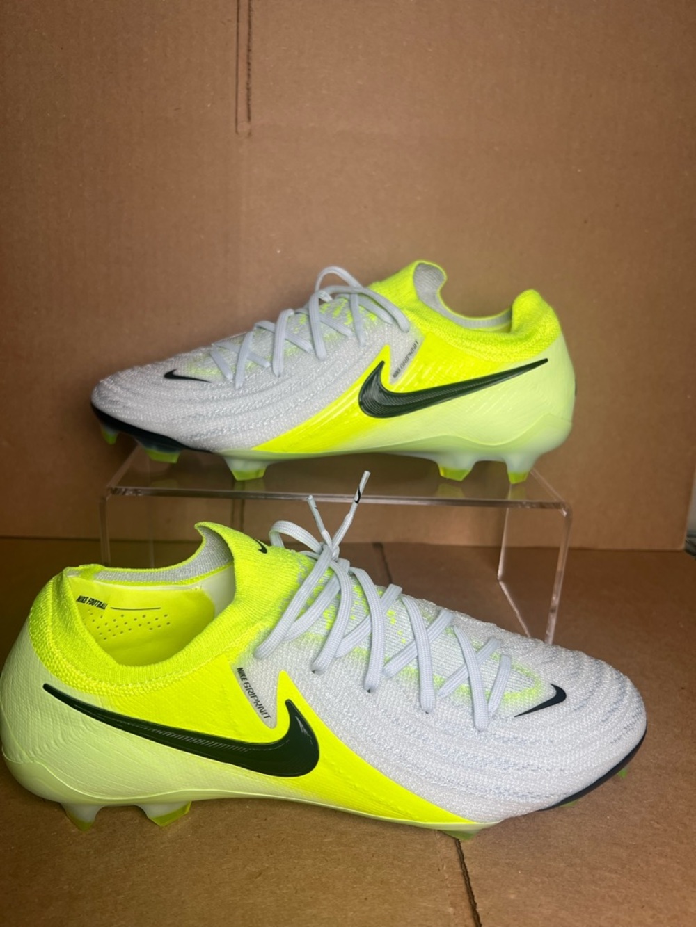 Nike Phantom GX 2 Elite FG Mad Voltage Silver HF4355-003 Soccer Cleats Men 8.5